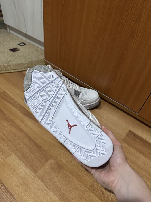 Jordan 4 White Oreo