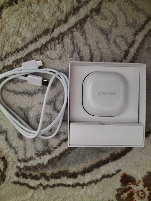 Galaxy Buds FE Samsung