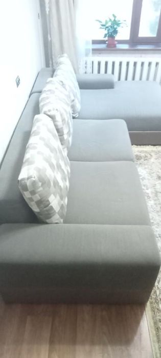 Диван в хорошем состоянии