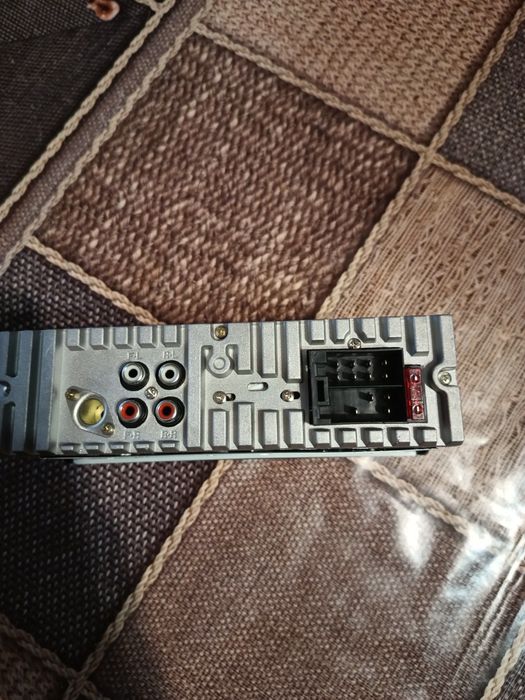 Радио за кола / MP3