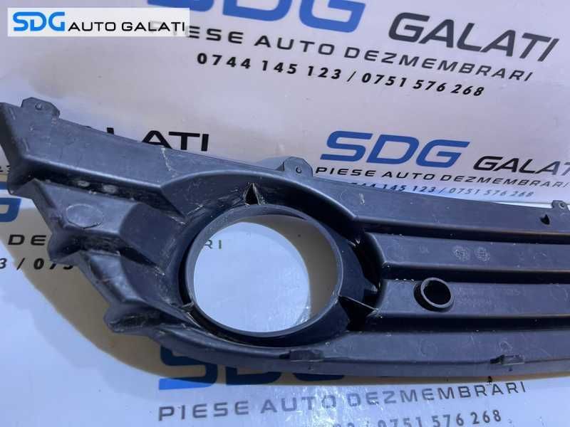 Grila Proiector Ceata Stanga Spoiler Bara Fata Opel Astra H 2004 - 2010 Cod 13126025 [V0228]