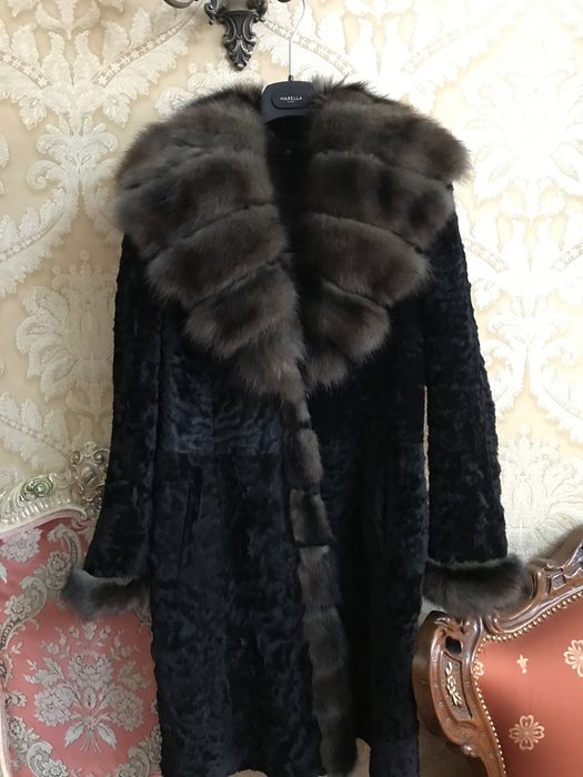 Шуба куница, каракуль