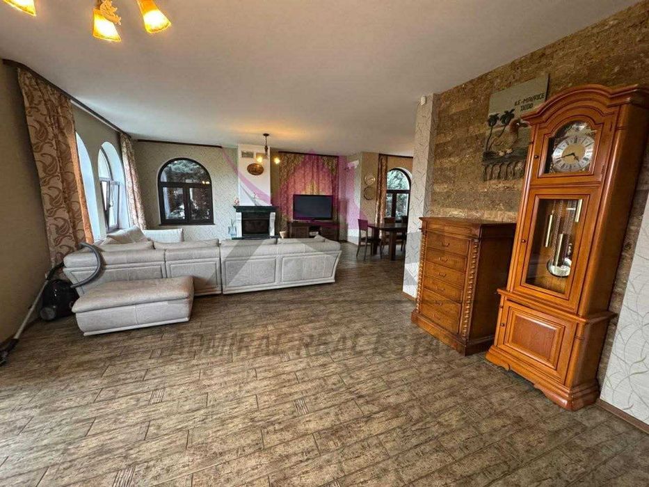 Лукс! Аристократичен дизайн! Къща+ вътрешен басейн- с. Кранево