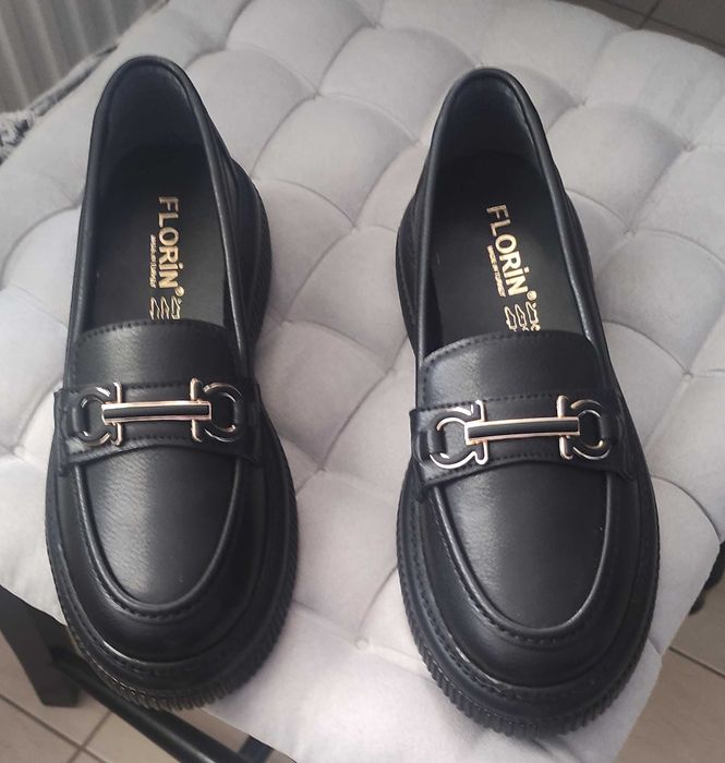 нови лоуфъри в черно с модерен акцент