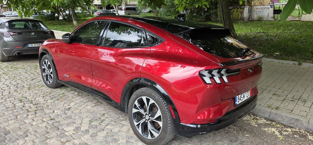 Ford Mustang Mach e, PREMIUM +,99kw 4x4