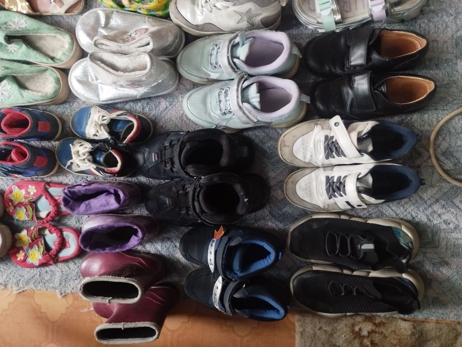 Обувь детская даром