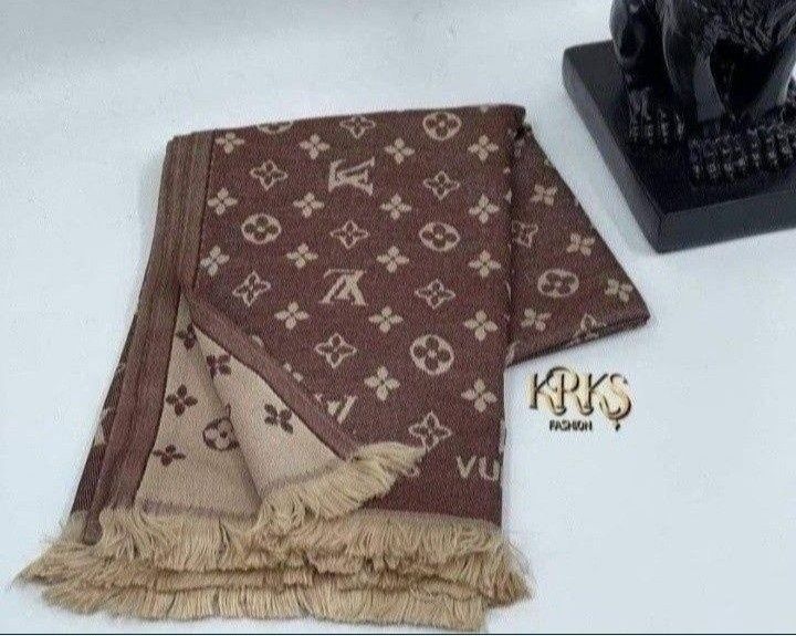 Geanta/set+portofel+esarfa cu două fețe, France,saculet, etichetă