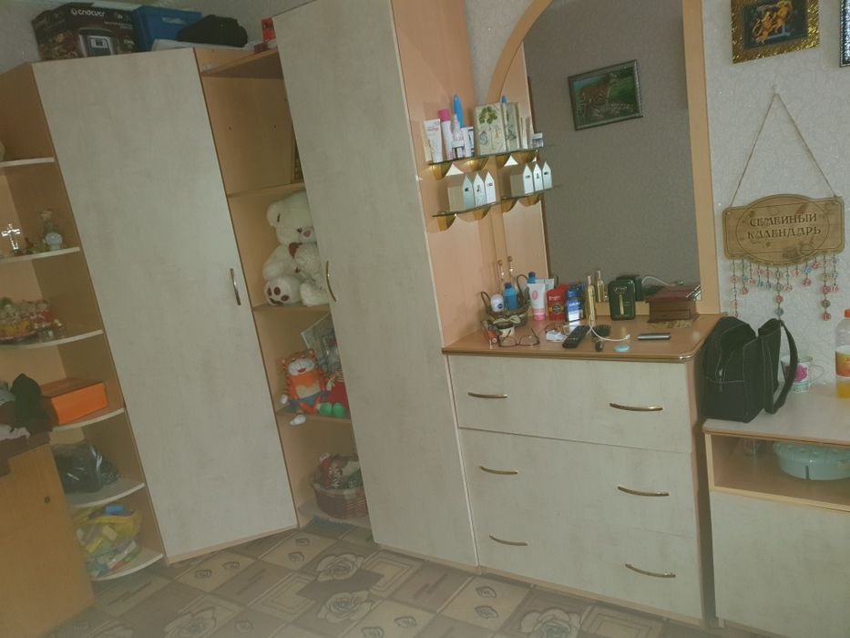 Спальный гарнитур