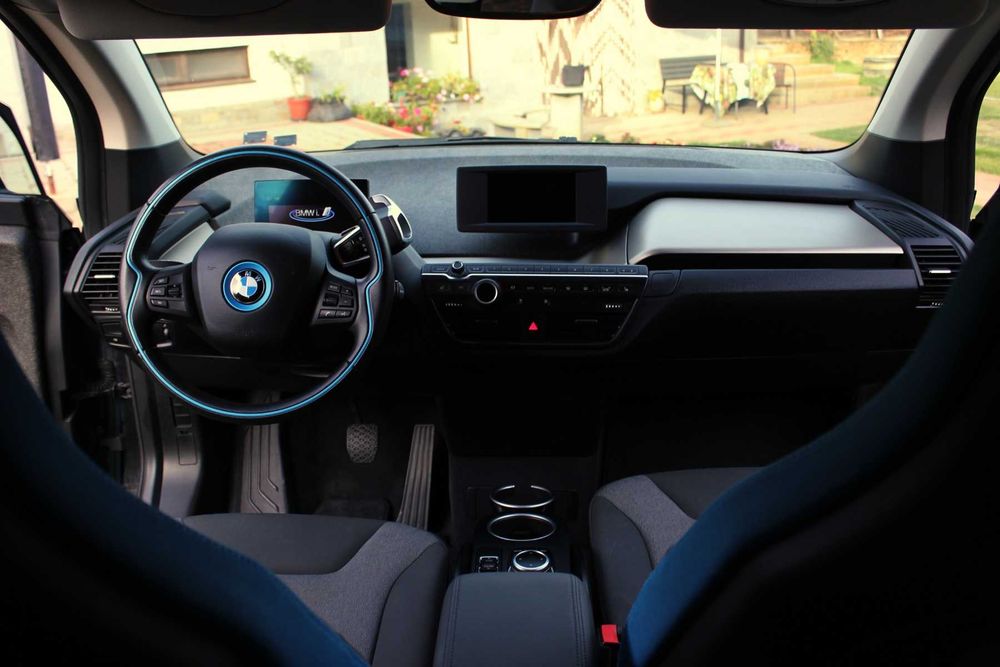 BMW i3S WBY8P610807L37568