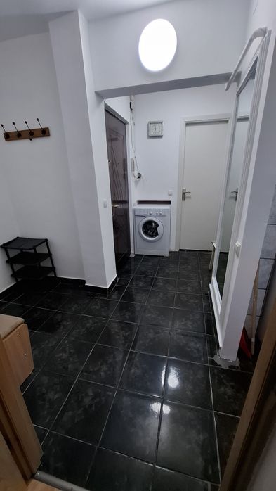 Apartament 2 camere decomandat  de  închiriat