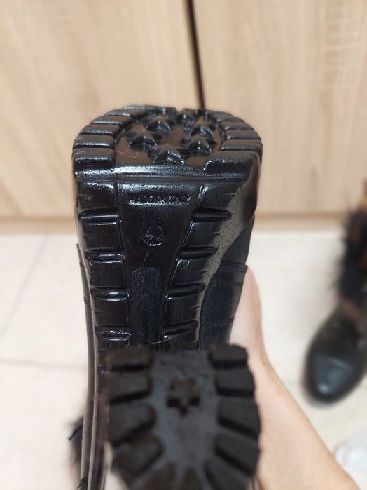 Дамски боти естествена кожа и косъм само за 35лв