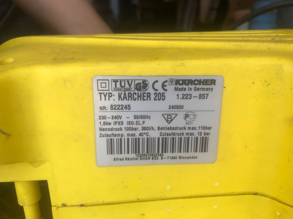 4 водоструйки на куп – 2 Karcher работещи + Sistema  + Parkside