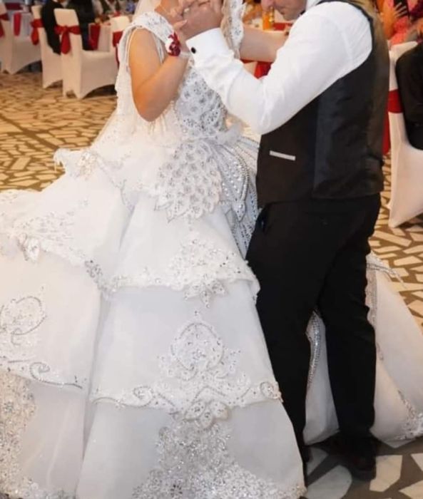 Vând rochie de mireasa
