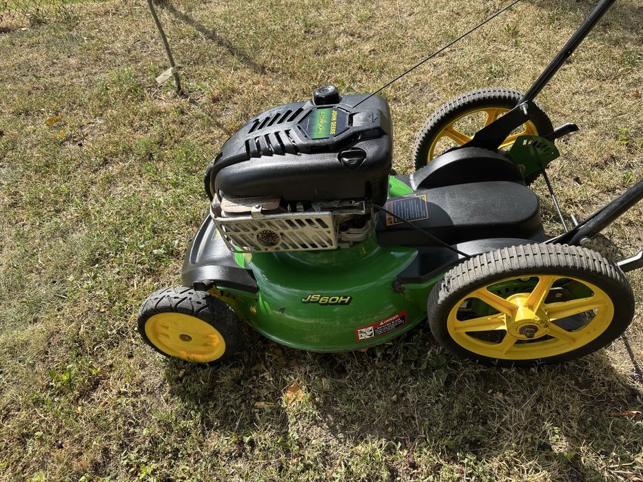 Masina de tuns iarba/gazon John Deere JS60H 53 cm cu mulcire