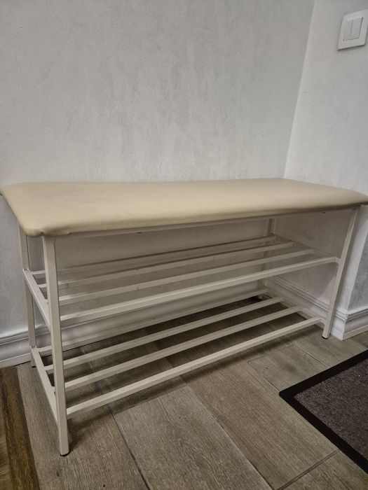 Продается обувница