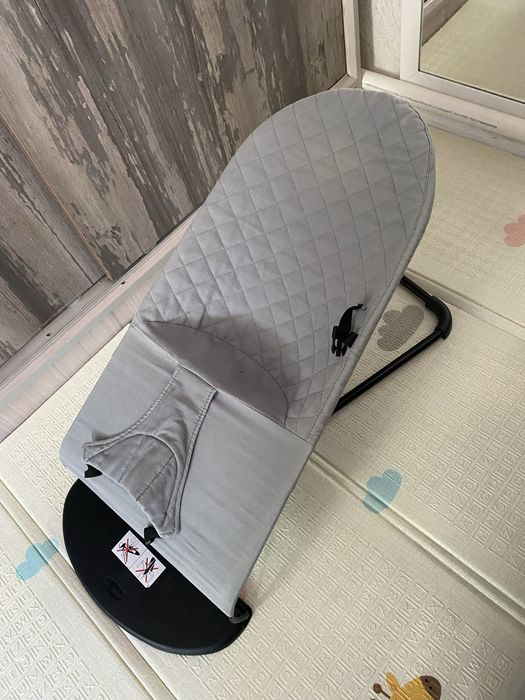 Шезлонг детский ( в отличном состоянии)