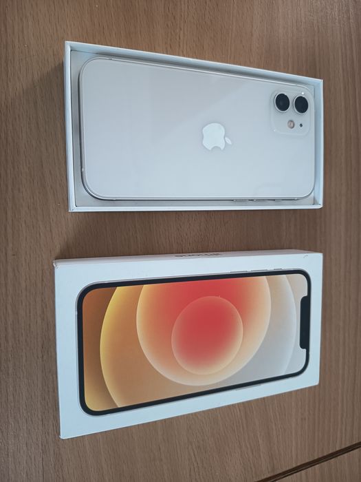 Продам iPhone 12/128gb white