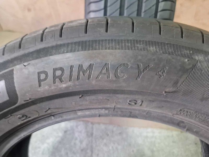 2 Michelin R17 215/60
летни гуми 
DOT0321