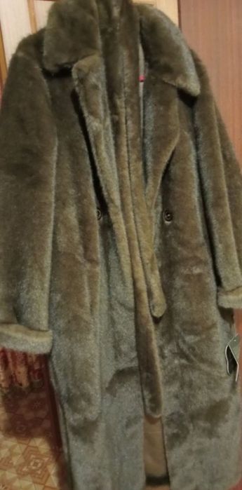Продам новую  шубу