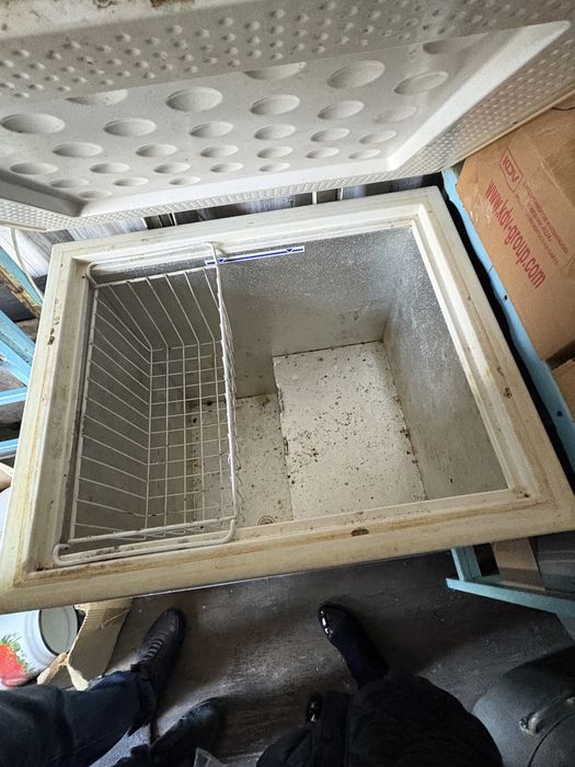 Продам морозильную камеру