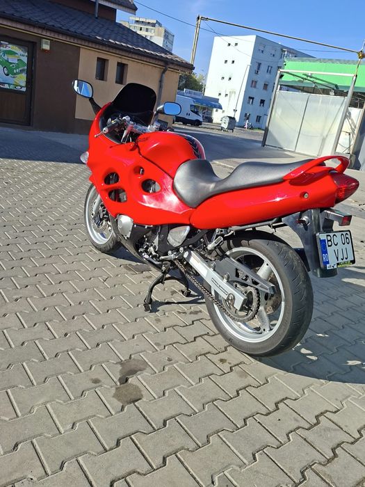 Suzuki gsx f 600 katana