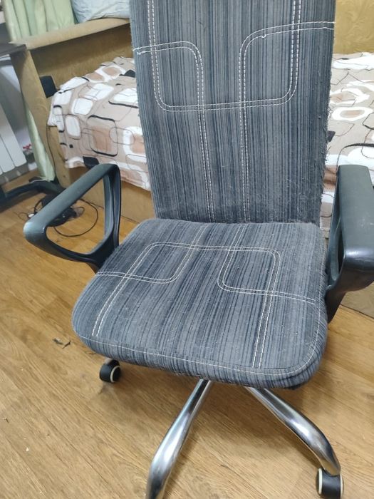 Продам кресло компьютерное. Б/у. Цена 5 тыс. Самовывоз.