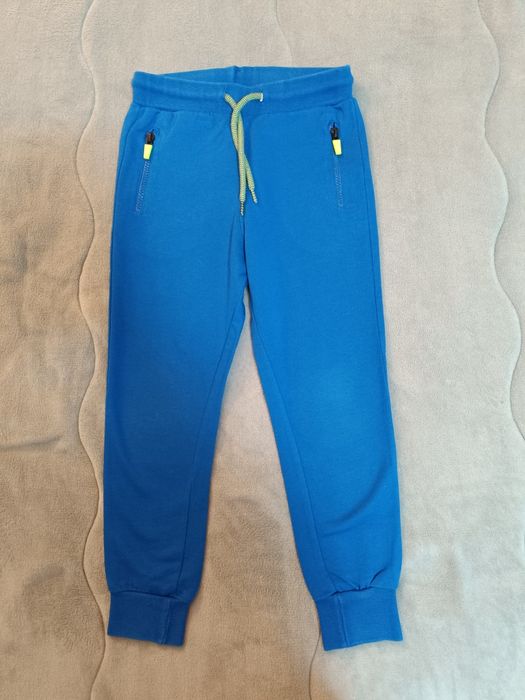 Спортни панталони и блузи с дълъг ръкав HM,Terranova,Resrerved 116/122