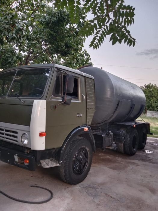 Услуги водовоз, 16 тонн, доставка воды.