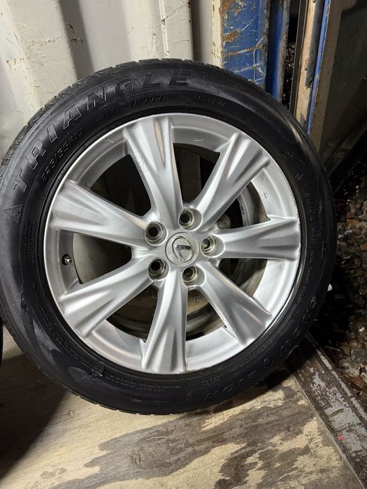 Продам комплект дисков с резиной