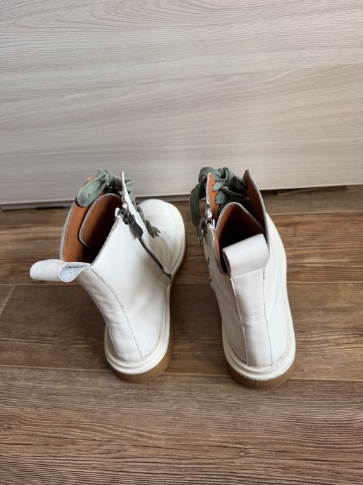 Продам сапожки весна