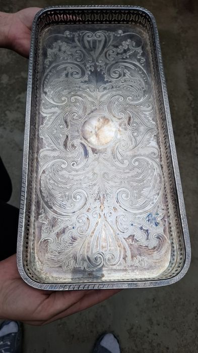 Посребрена табла паднос