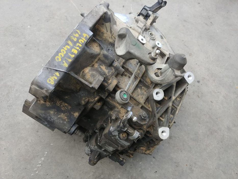 cutie viteze manuala 198a4000  1.4 b alfa romeo giulietta 940 c63563520