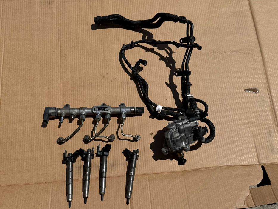 Kit injectie injectoare rampa pompa inalte  BMW 2.5d biturbo cod 8514151  8514155  8514138