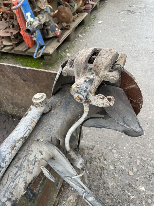 Заден мост за Audi A6 Avant C4 (06.1994 - 12.1997)