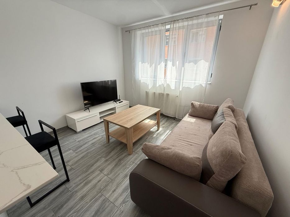 Ofer spre închiriere Apartament 2 Camere Bulevardul Cloșca