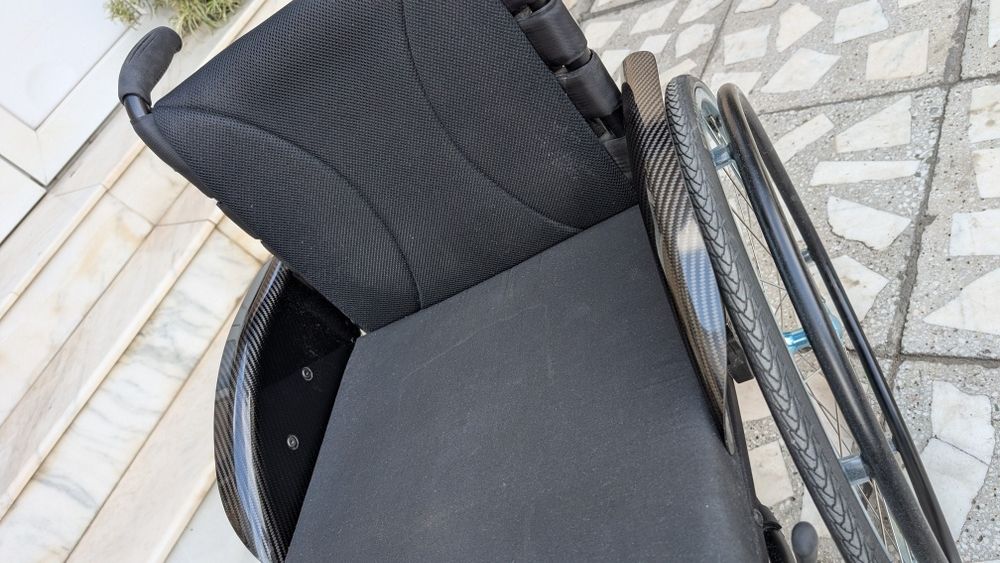Carut carucior scaun rulant activ Kuschall K handicap dizabilitati