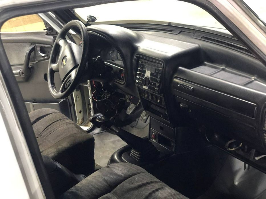 Газз 3110 пикап килинган.нархи 3.400$  янги ремонтдан чикди. Гази бор.