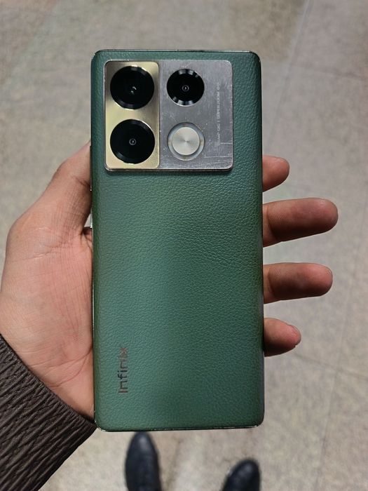 Infinix note 40 pro