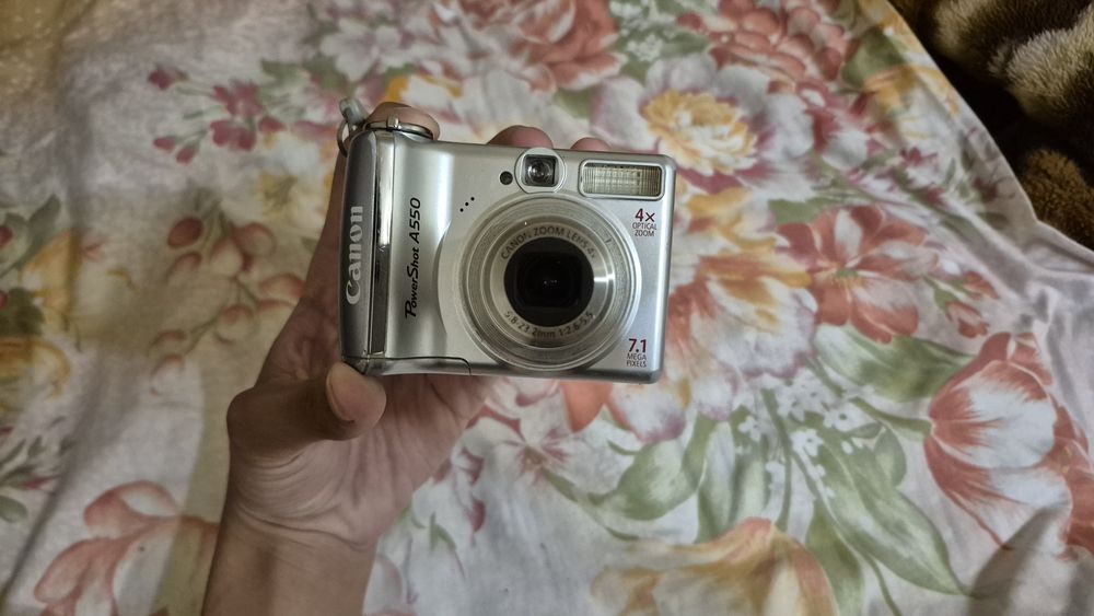 Мыльница canon a550