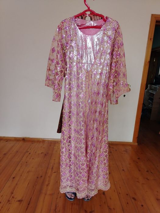 Kelin kiyimlari yengide holadi ideal 2mata 2kiyilgan