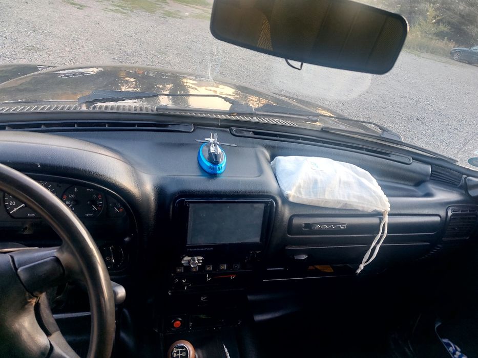 Продаются Волга 3110 Газ Бензин