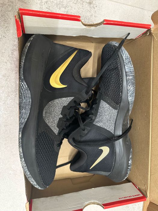 Nike обувки/ кецове
