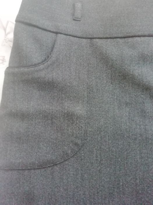 Юбка женская серого цвета