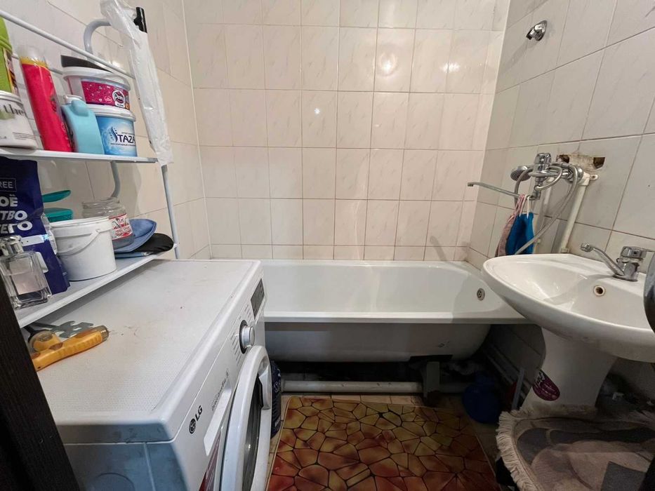 Трешка на 71 квартале, УП