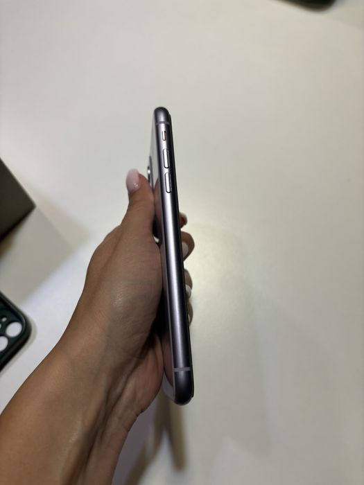 Iphone 11 64 G purple