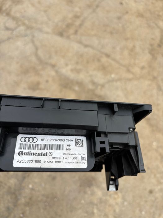 Климатроник за Audi – оригинален, отлично работещ. Audi A3