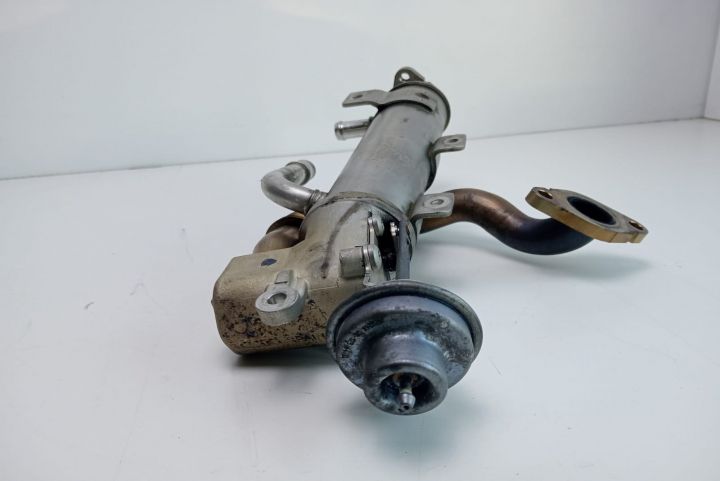 Racitor gaze   03L131512 Volkswagen VW Passat B6 seria