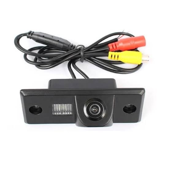 Montaj navigatii alarme auto senzori de parcare camera marsarier