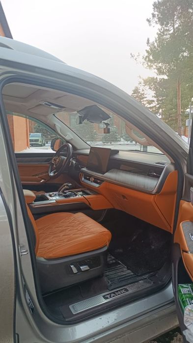 Продам TANK 500.