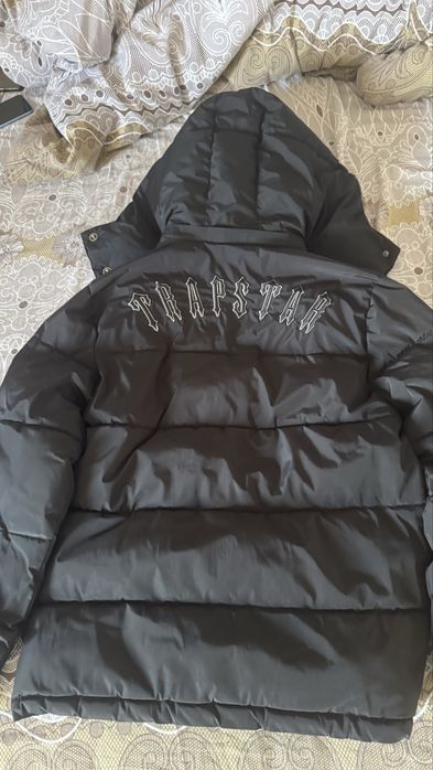 Trapstar яке L размер